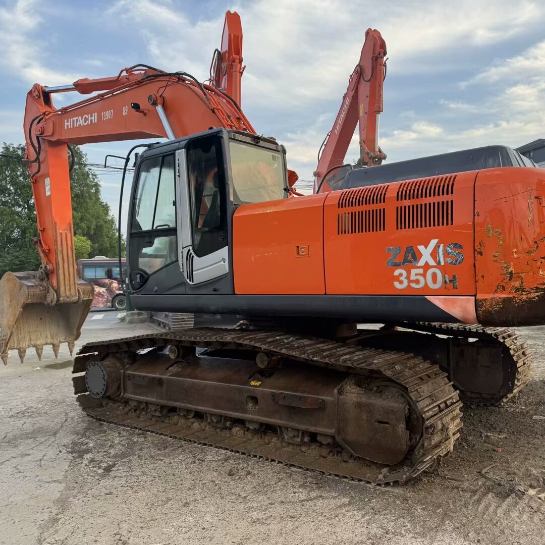 Hatachi Excavator